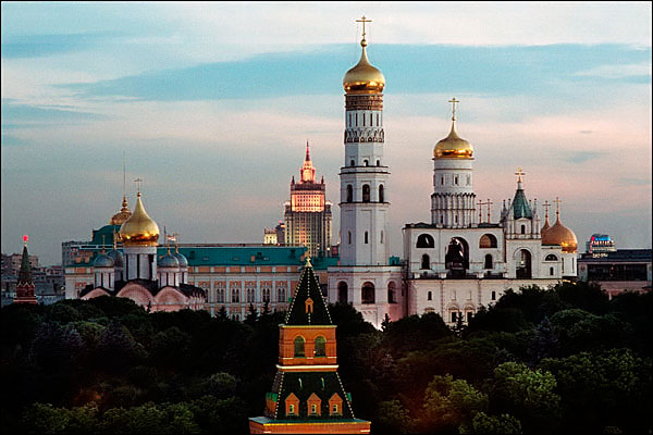 35-Kremlin-Twilight