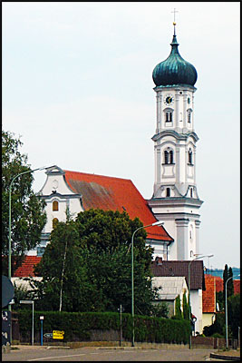 04-Church-on-road
