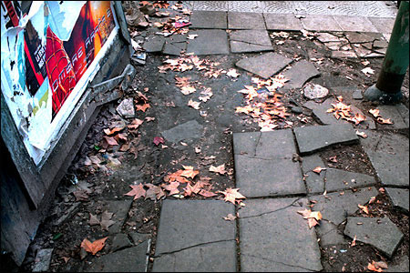 We found that the sidewalks in Buenos Aires are commonly in disrepair, so you have to look down often enough while walking to prevent a stumble or a fall.