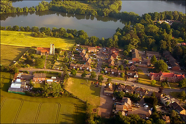 06-England-Village-01