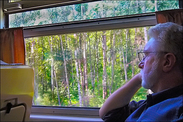 14-Train-to-Moscow-02