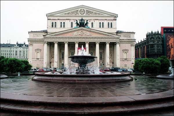 45-Bolshoi-full-facade