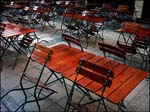 35-Chairs-against-tables