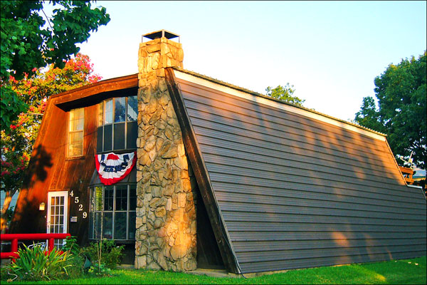 Kit-House