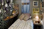 Perryton-bed-looking-in