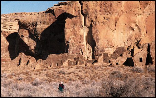 I didn't bother taking too many photographs of the Indian Ruins in Chaco Canyon, and those I did take were exclusively of Pueblo Bonito
