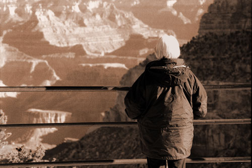 Christmas morning at the Grand Canyon.  Same view as the previous, but taken with a telephoto lens.